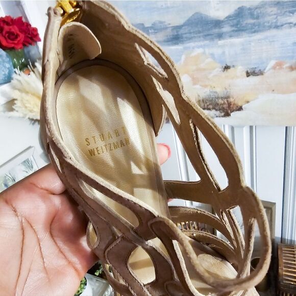 Designer Stuart Weitzman Suede Laser Cutout Detail Party Heels. - Picture 4 of 15